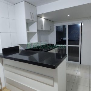 Apartamento com 54m², 2 dormitórios, 1 vaga, no bairro Santa Catarina em Caxias do Sul para Alugar