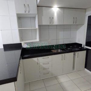 Apartamento com 54m², 2 dormitórios, 1 vaga, no bairro Santa Catarina em Caxias do Sul para Alugar