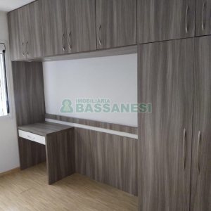 Apartamento com 54m², 2 dormitórios, 1 vaga, no bairro Santa Catarina em Caxias do Sul para Alugar