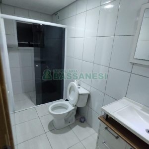 Apartamento com 54m², 2 dormitórios, 1 vaga, no bairro Santa Catarina em Caxias do Sul para Alugar