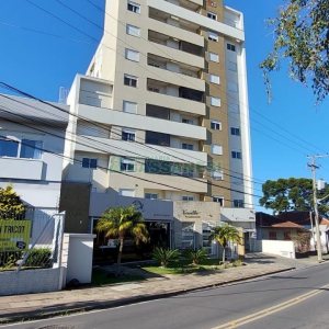 Apartamento com 60m², 2 dormitórios, 1 vaga, no bairro Sagrada Família em Caxias do Sul para Alugar