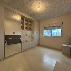 Apartamento com 60m², 2 dormitórios, 1 vaga, no bairro Sagrada Família em Caxias do Sul para Alugar