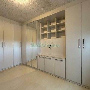 Apartamento com 60m², 2 dormitórios, 1 vaga, no bairro Sagrada Família em Caxias do Sul para Alugar