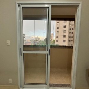 Apartamento com 60m², 2 dormitórios, 1 vaga, no bairro Sagrada Família em Caxias do Sul para Alugar