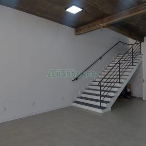 Loja com 102m², no bairro Santa Lúcia em Caxias do Sul para Alugar