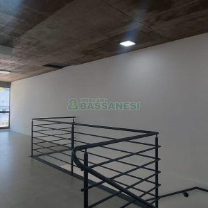 Loja com 102m², no bairro Santa Lúcia em Caxias do Sul para Alugar