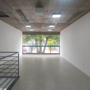 Loja com 102m², no bairro Santa Lúcia em Caxias do Sul para Alugar
