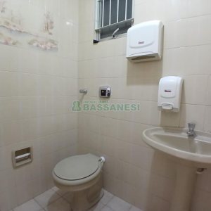 Sala com 44m², no bairro Centro em Caxias do Sul para Alugar