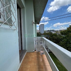 Casa com 278m², 5 dormitórios, 10 vagas, no bairro Santa Lúcia em Caxias do Sul para Alugar