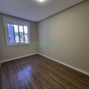 Apartamento com 86m², 2 dormitórios, 2 vagas, no bairro Santa Catarina em Caxias do Sul para Alugar