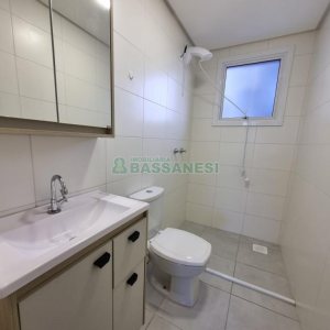 Apartamento com 86m², 2 dormitórios, 2 vagas, no bairro Santa Catarina em Caxias do Sul para Alugar