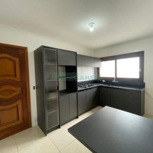Apartamento com 100m², 3 dormitórios, 1 vaga, no bairro Panazzolo em Caxias do Sul para Alugar