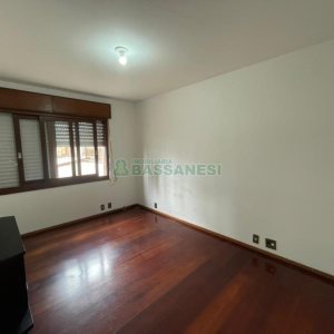 Apartamento com 100m², 3 dormitórios, 1 vaga, no bairro Panazzolo em Caxias do Sul para Alugar