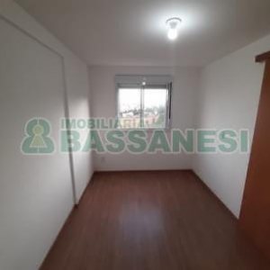 Apartamento com 40m², 2 dormitórios, 1 vaga, no bairro Petrópolis em Caxias do Sul para Comprar