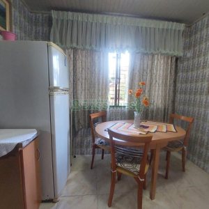 Casa com 100m², 3 dormitórios, 2 vagas, no bairro Panazzolo em Caxias do Sul para Alugar