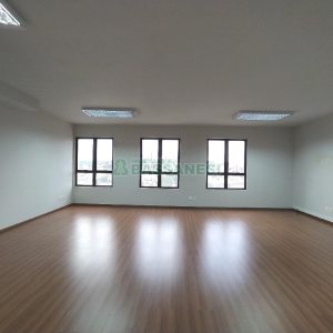 Predio com 1700m², 35 vagas, no bairro Santa Catarina em Caxias do Sul para Alugar