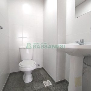 Predio com 1700m², 35 vagas, no bairro Santa Catarina em Caxias do Sul para Alugar