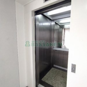 Predio com 1700m², 35 vagas, no bairro Santa Catarina em Caxias do Sul para Alugar