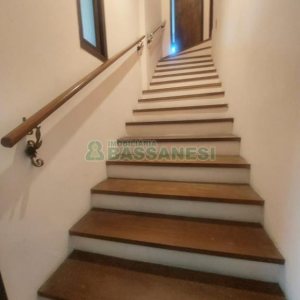 Casa com 350m², 5 dormitórios, 2 vagas, no bairro São Virgílio em Caxias do Sul para Alugar ou Comprar