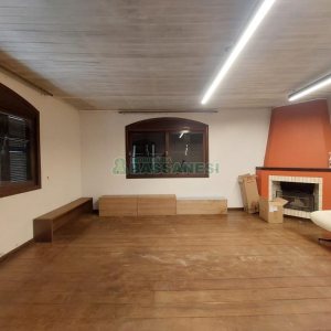 Casa com 350m², 5 dormitórios, 2 vagas, no bairro São Virgílio em Caxias do Sul para Alugar ou Comprar