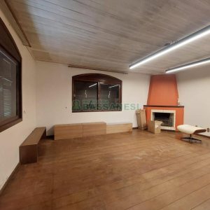 Casa com 350m², 5 dormitórios, 2 vagas, no bairro São Virgílio em Caxias do Sul para Alugar ou Comprar