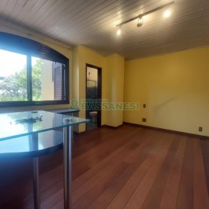 Casa com 350m², 5 dormitórios, 2 vagas, no bairro São Virgílio em Caxias do Sul para Alugar ou Comprar