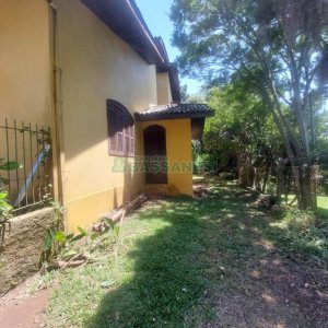 Casa com 350m², 5 dormitórios, 2 vagas, no bairro São Virgílio em Caxias do Sul para Alugar ou Comprar