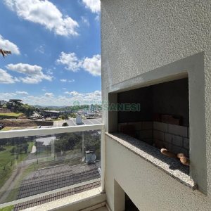 Apto Mobiliado com 72m², 2 dormitórios, 1 vaga, no bairro De Lazzer em Caxias do Sul para Alugar