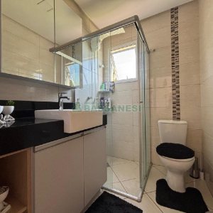 Apto Mobiliado com 72m², 2 dormitórios, 1 vaga, no bairro De Lazzer em Caxias do Sul para Alugar