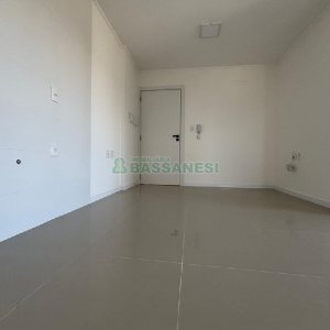 Apartamento com 72m², 2 dormitórios, 1 vaga, no bairro Cidade Nova em Caxias do Sul para Alugar