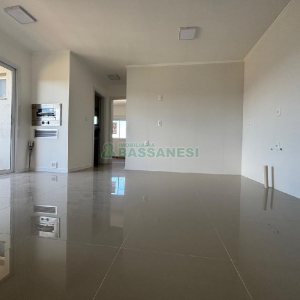 Apartamento com 72m², 2 dormitórios, 1 vaga, no bairro Cidade Nova em Caxias do Sul para Alugar