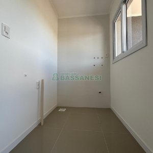 Apartamento com 72m², 2 dormitórios, 1 vaga, no bairro Cidade Nova em Caxias do Sul para Alugar