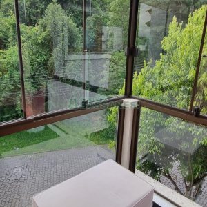 Sobrado com 194m², 4 dormitórios, -4 vaga, no bairro Vinhedos em Caxias do Sul para Comprar