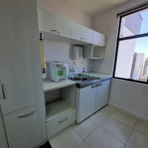 Sala com 90m², 1 vaga, no bairro Centro em Caxias do Sul para Alugar