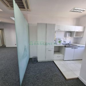 Sala com 90m², 1 vaga, no bairro Centro em Caxias do Sul para Alugar