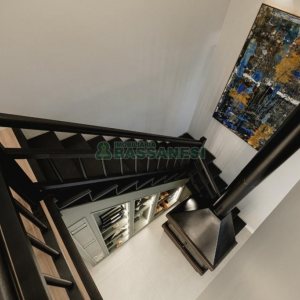 Casa com 175m², 3 dormitórios, 2 vagas, no bairro Nossa Senhora da Saúde em Caxias do Sul para Comprar