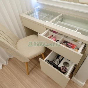 Casa com 175m², 3 dormitórios, 2 vagas, no bairro Nossa Senhora da Saúde em Caxias do Sul para Comprar