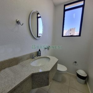 Sala com 50m², no bairro Centro em Caxias do Sul para Alugar