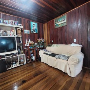 Casa com 143m², 5 dormitórios, no bairro São Ciro em Caxias do Sul para Comprar