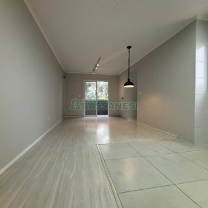 Apartamento com 62m², 2 dormitórios, 2 vagas, no bairro Bela Vista em Caxias do Sul para Alugar