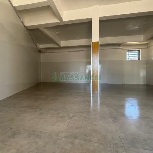 Loja, no bairro Rio Branco em Caxias do Sul para Alugar