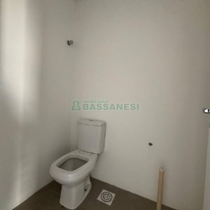 Sala com 32m², 1 vaga, no bairro Exposição em Caxias do Sul para Alugar
