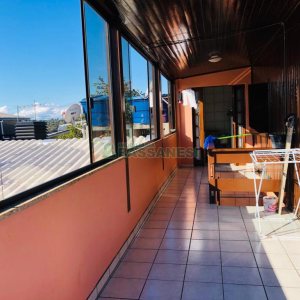 Casa com 110m², 4 dormitórios, no bairro Santa Corona em Caxias do Sul para Comprar