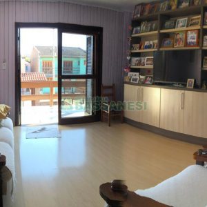 Casa com 110m², 4 dormitórios, no bairro Santa Corona em Caxias do Sul para Comprar