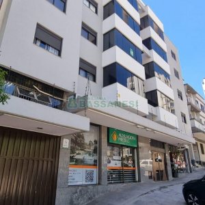 Apartamento com 102m², 3 dormitórios, 2 vagas, no bairro Centro em Caxias do Sul para Comprar