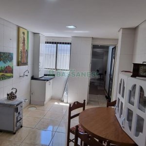 Apartamento com 102m², 3 dormitórios, 2 vagas, no bairro Centro em Caxias do Sul para Comprar