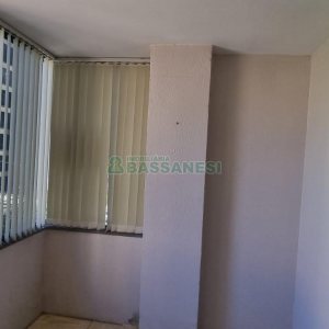 Apartamento com 102m², 3 dormitórios, 2 vagas, no bairro Centro em Caxias do Sul para Comprar