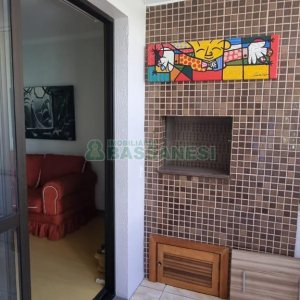 Apartamento com 102m², 3 dormitórios, 2 vagas, no bairro Centro em Caxias do Sul para Comprar