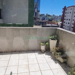 Apartamento com 102m², 3 dormitórios, 2 vagas, no bairro Centro em Caxias do Sul para Comprar