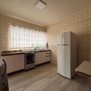 Apto Mobiliado com 85m², 3 dormitórios, no bairro Centro em Caxias do Sul para Alugar